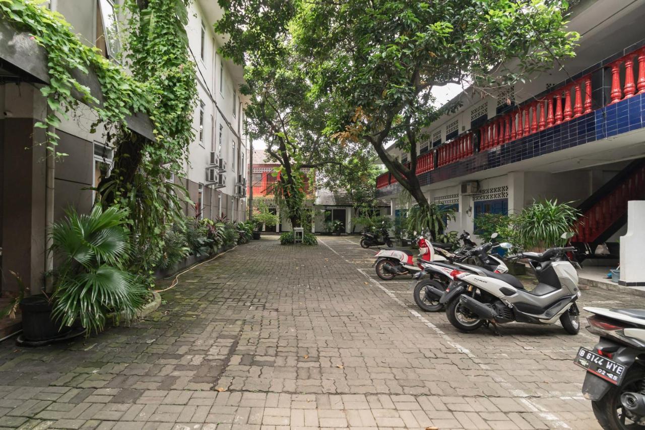Urbanview Hotel Minongga Pondok Labu By Reddoorz 雅加达 外观 照片